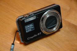 Ricoh Caplio R7