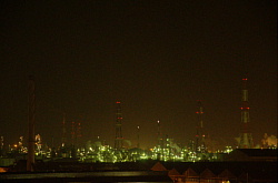 水島コンビナートの夜